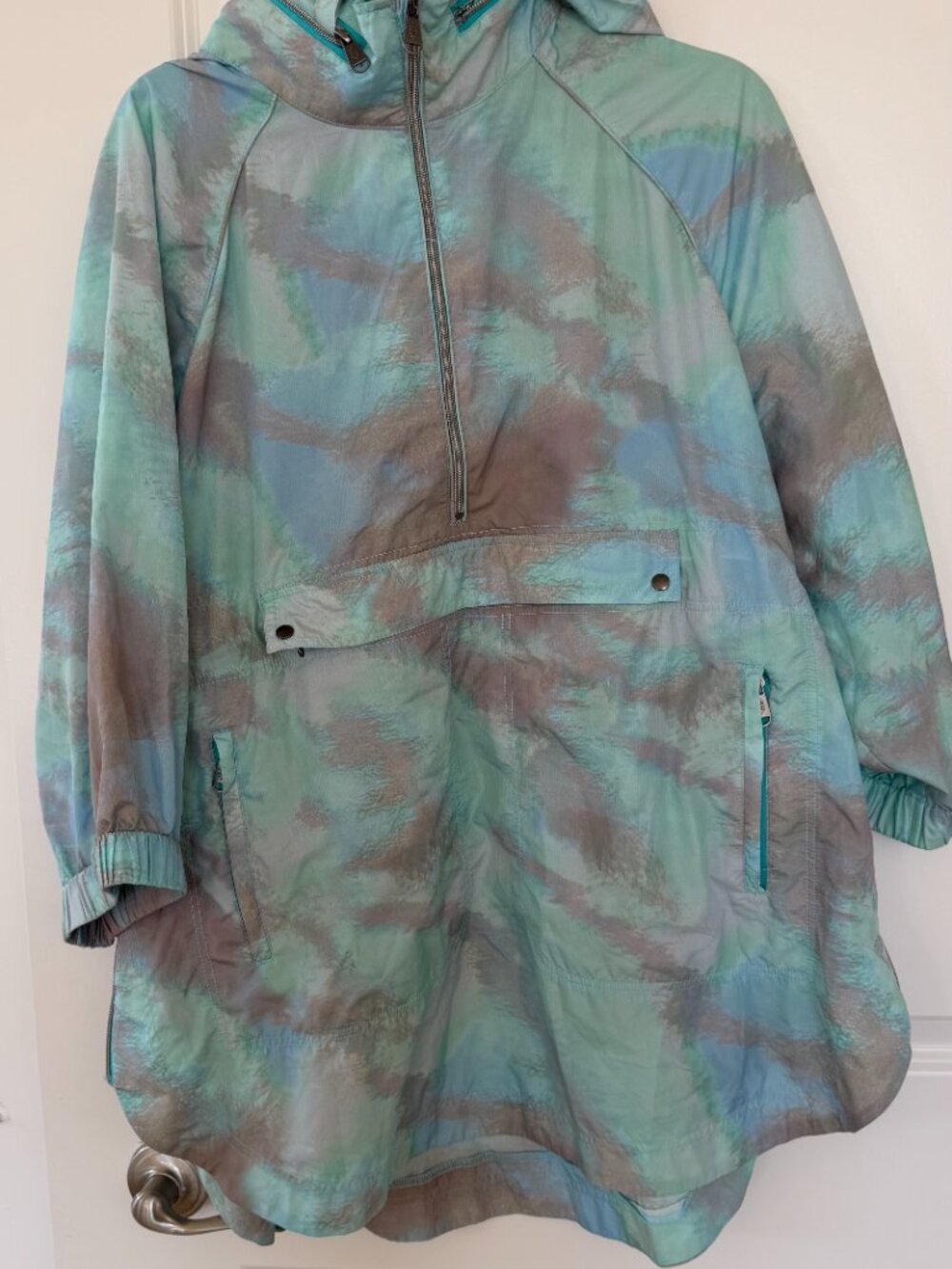 L Women's Free People Movement To Dye For Packable Jacket In Sea Mist - Picture 3 of 9
